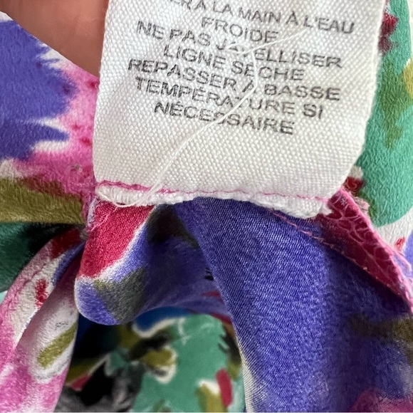 BDG 100% Silk Urban Outfitters Watercolor Floral Print Lightweight Boho Top - Picture 9 of 12